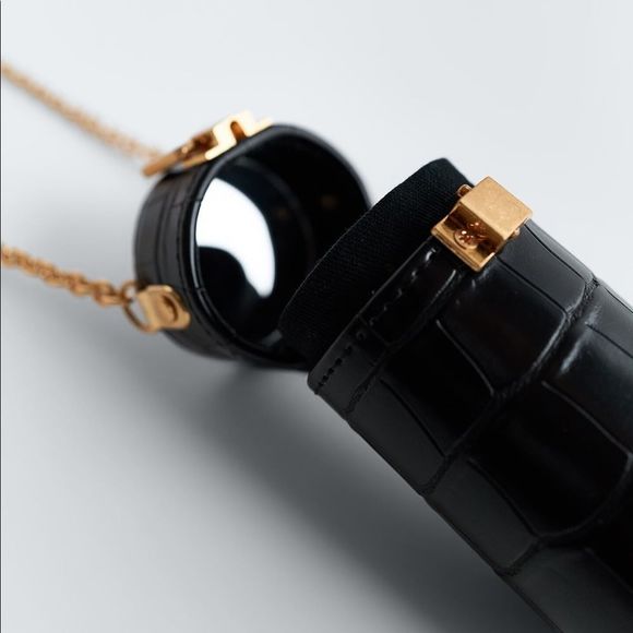 ✨Host Pick✨ ZARA MINI TUBE BAG - Picture 3 of 5